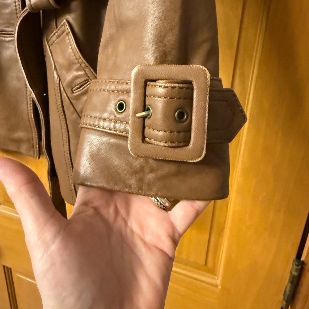 Jones New York Tan Leather Trench Coat - Picture 6 of 12